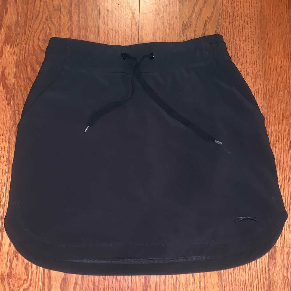 Slazenger women’s golf skirt. Size X-Small.